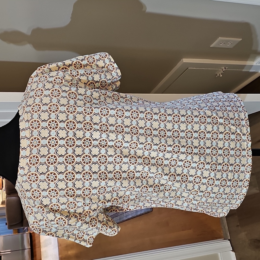 Top - Picture 9 of 15